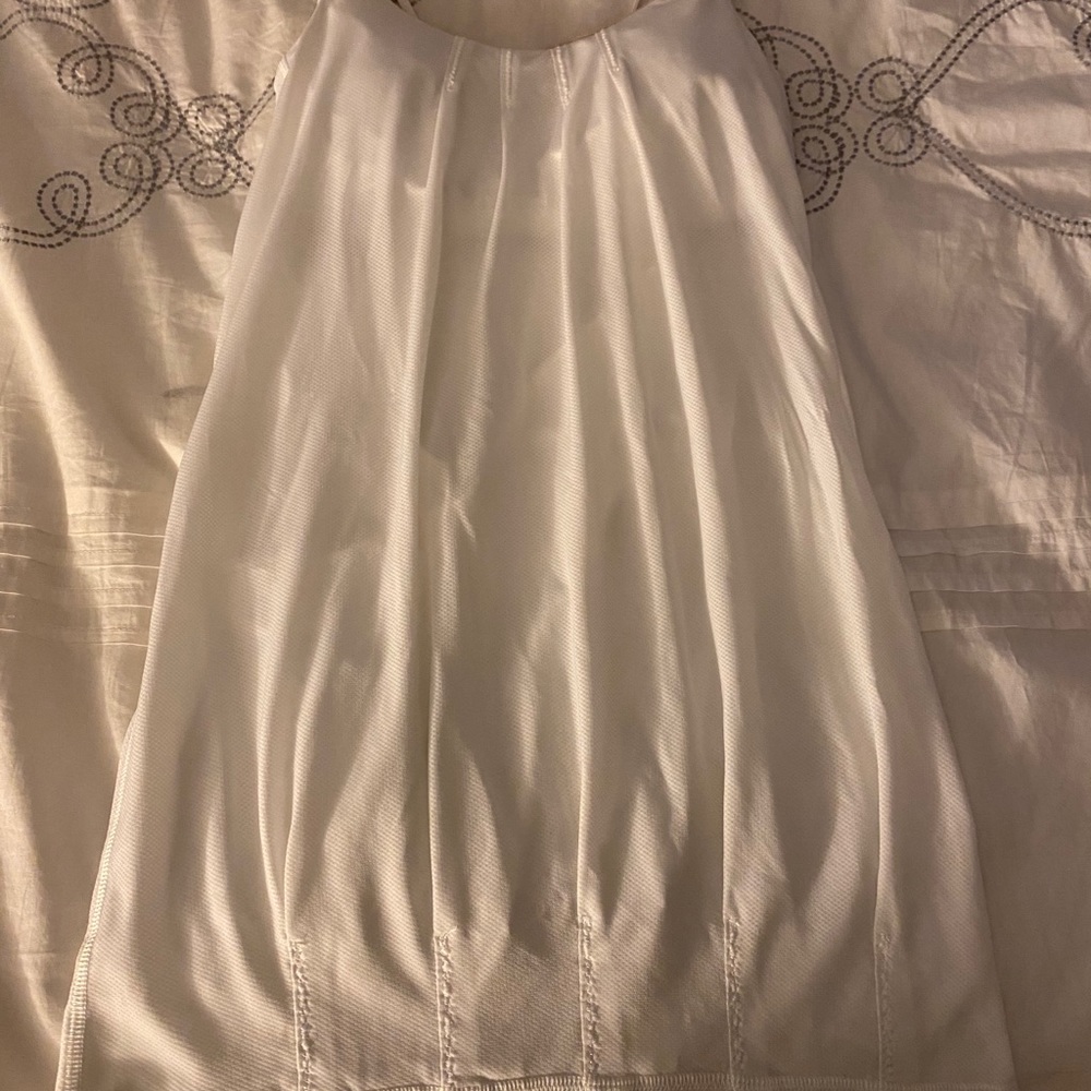 Lululemon Flow and Go Tank II - Picture 4 of 7